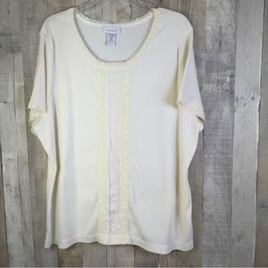 Avenue Size 26/28 Scoop Neck Cream Color Ribbed Top w/Lace Hem & Short S…